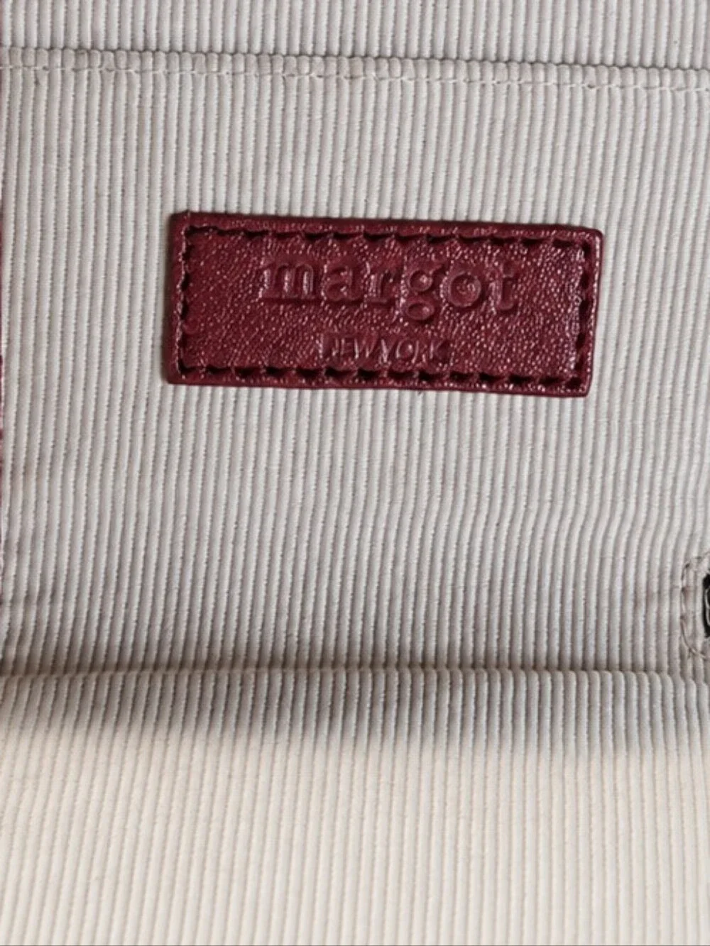 MARGOT Leather Burgandy Zip Wristlet Wallet